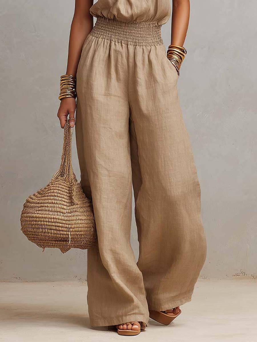 VALERIA | Jumpsuit met wijde pijpen en halternek