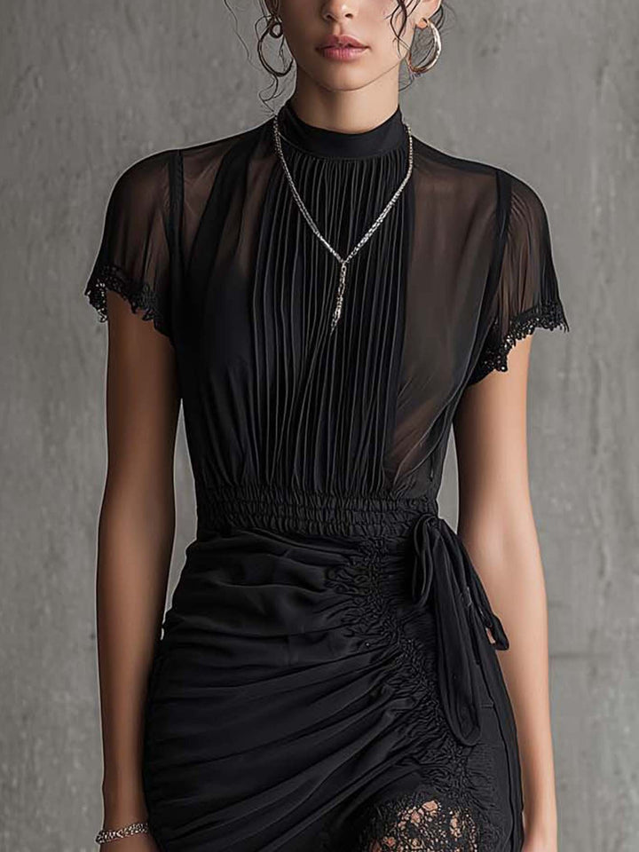 Zwarte chiffon geplooide taille mini-jurk met kant